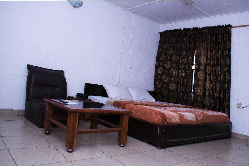 Day By Day Hotel Lagos Zewnętrze zdjęcie